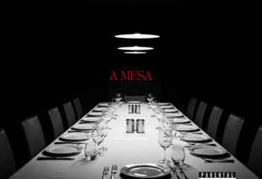 Nilton CM & RNB Gucci - A Mesa