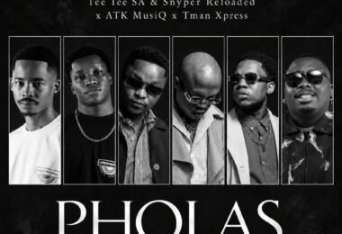 Tee Tee Sa – Pholas (feat. Snyper Reloaded, ATK Musiq, Tman Xpress, Mpho Spizzy & Mphow69)